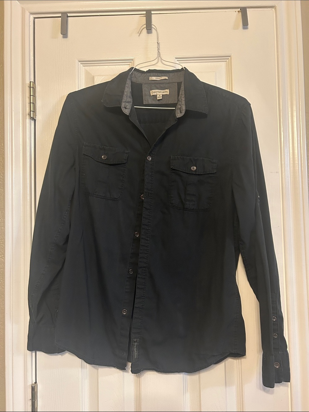 Calvin Klein Jeans Long-Sleeve Button-Down Shirt